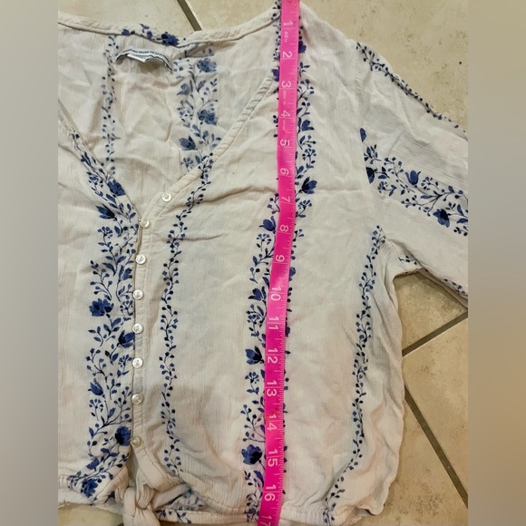 American Eagle outfitters Tie front Top medium (READ) - Picture 7 of 8